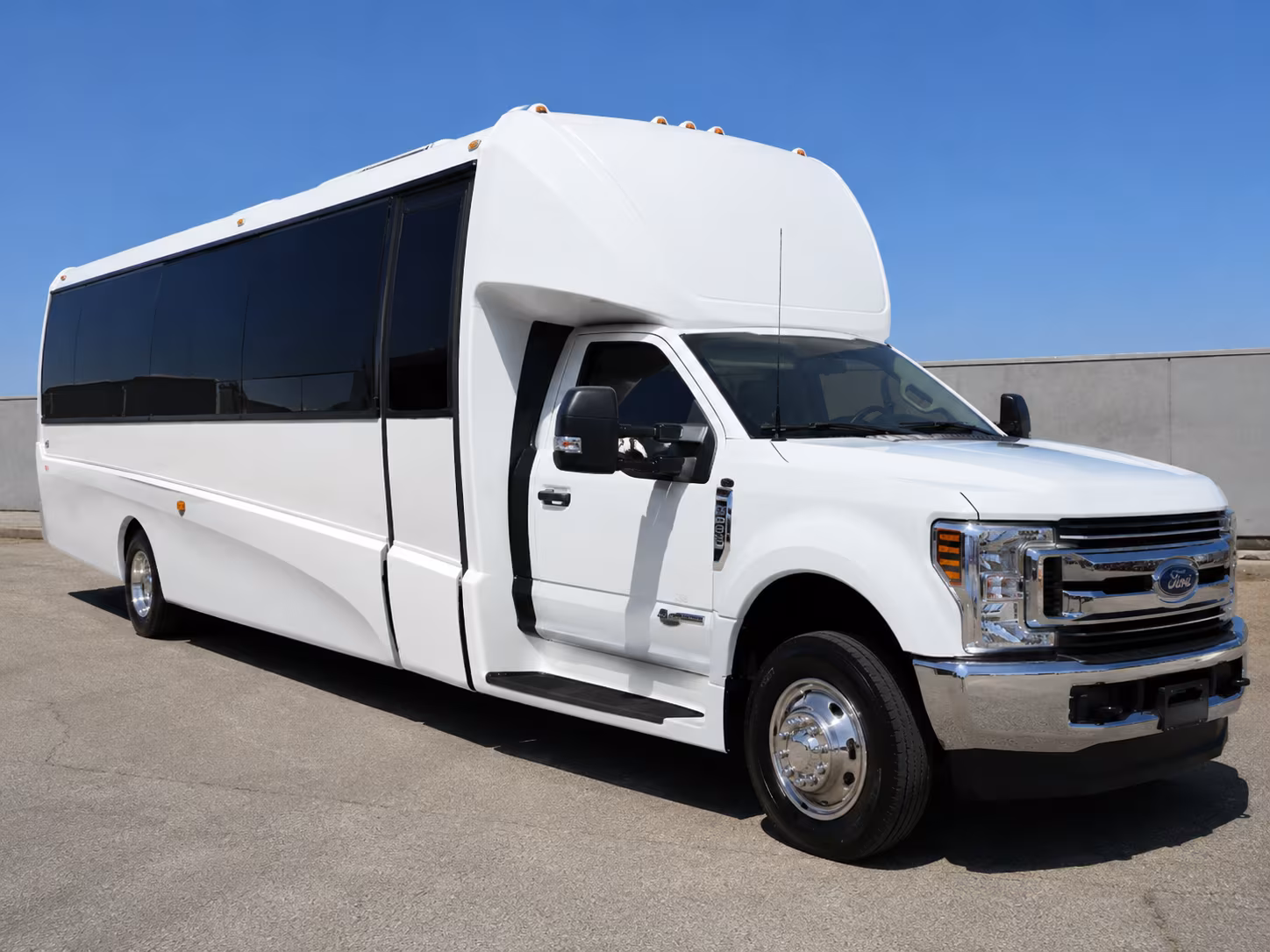buses for castle rock nature and outdoor education field trips
