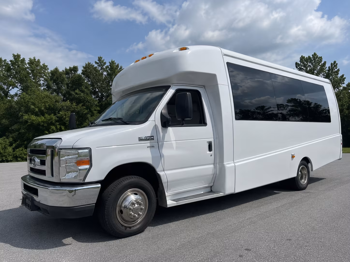 castle rock holiday party bus rental
