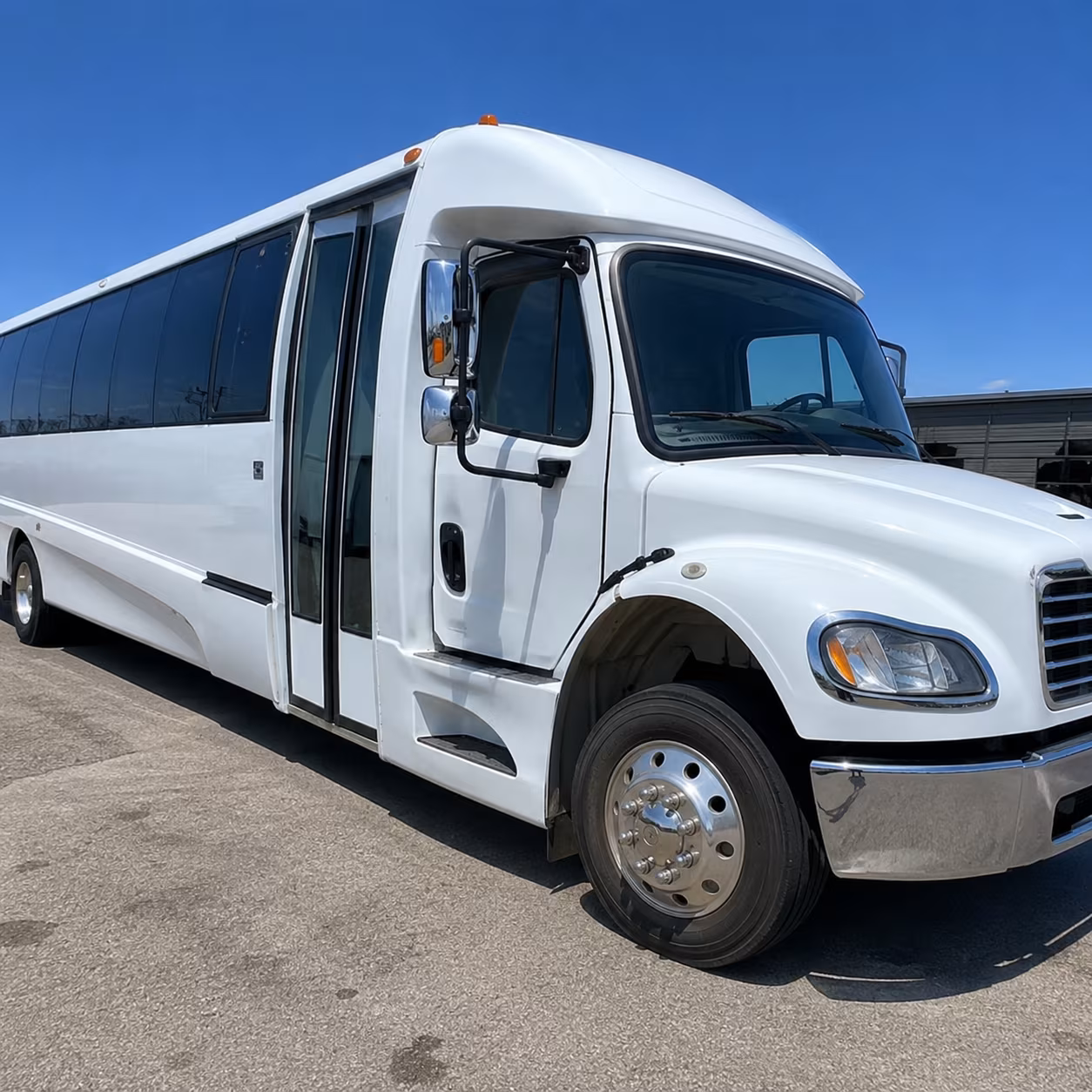 charter buses for castle rock field trips to denver s top museums