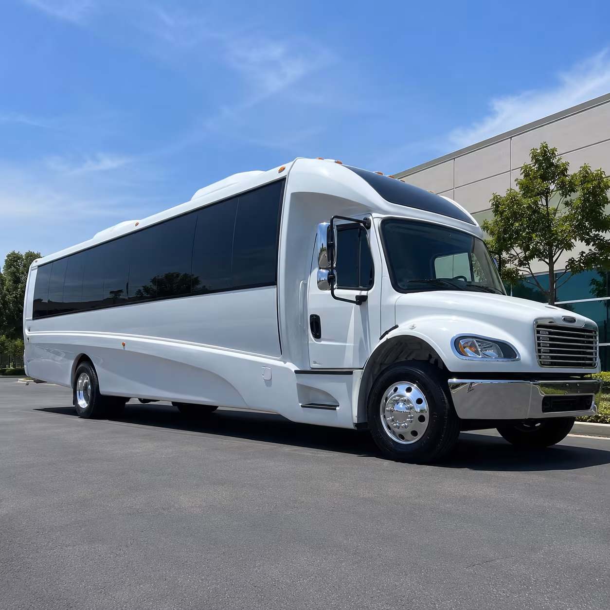 shuttle buses to ball arena shows and denver concert venues